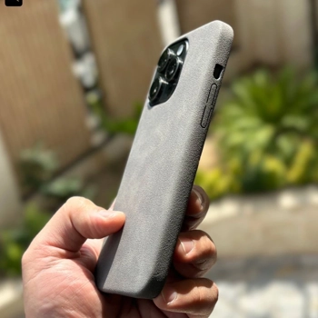 قاب آیفون جیر مدل Alcantara رنگ Titan Gray