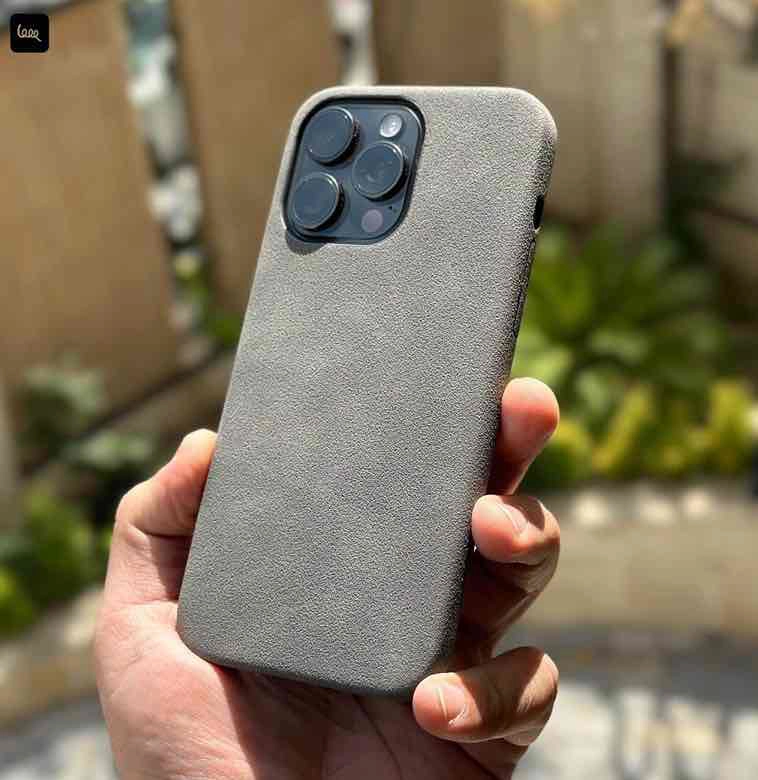 قاب آیفون جیر مدل Alcantara رنگ Titan Gray